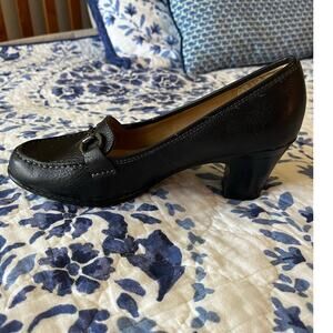 Softspots | Women's Size 9.5 Black Leather Pump